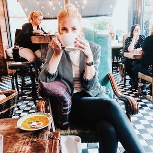 Meet your Posher, Megan